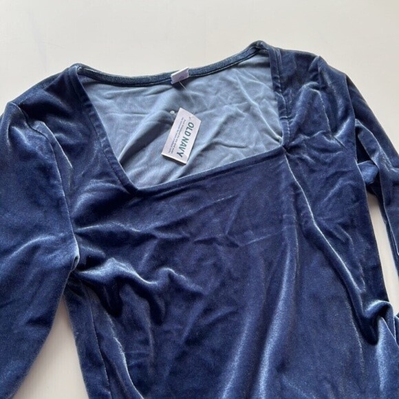 Womens Bodysuit By Old Navy Size M blue Navy long sleeve neck velvet. - Picture 8 of 8